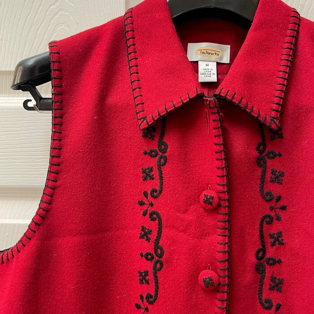 Vintage Talbots Women's M Vest Red Wool Blend Holiday Embroidered